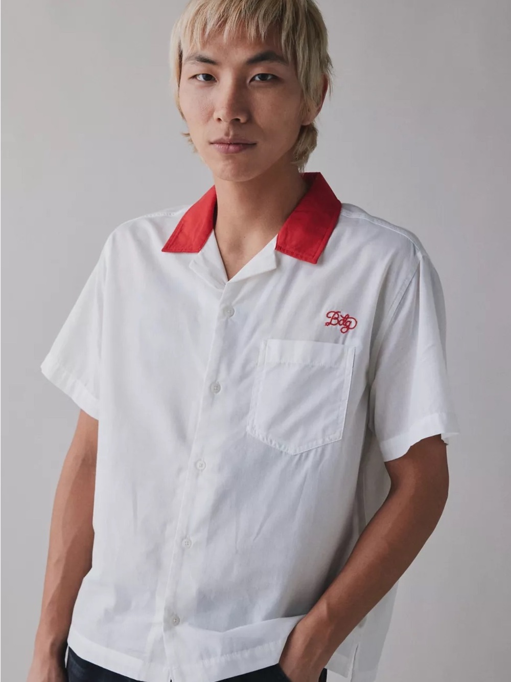 NWT men’s BDG white retro inspired bowling shirt